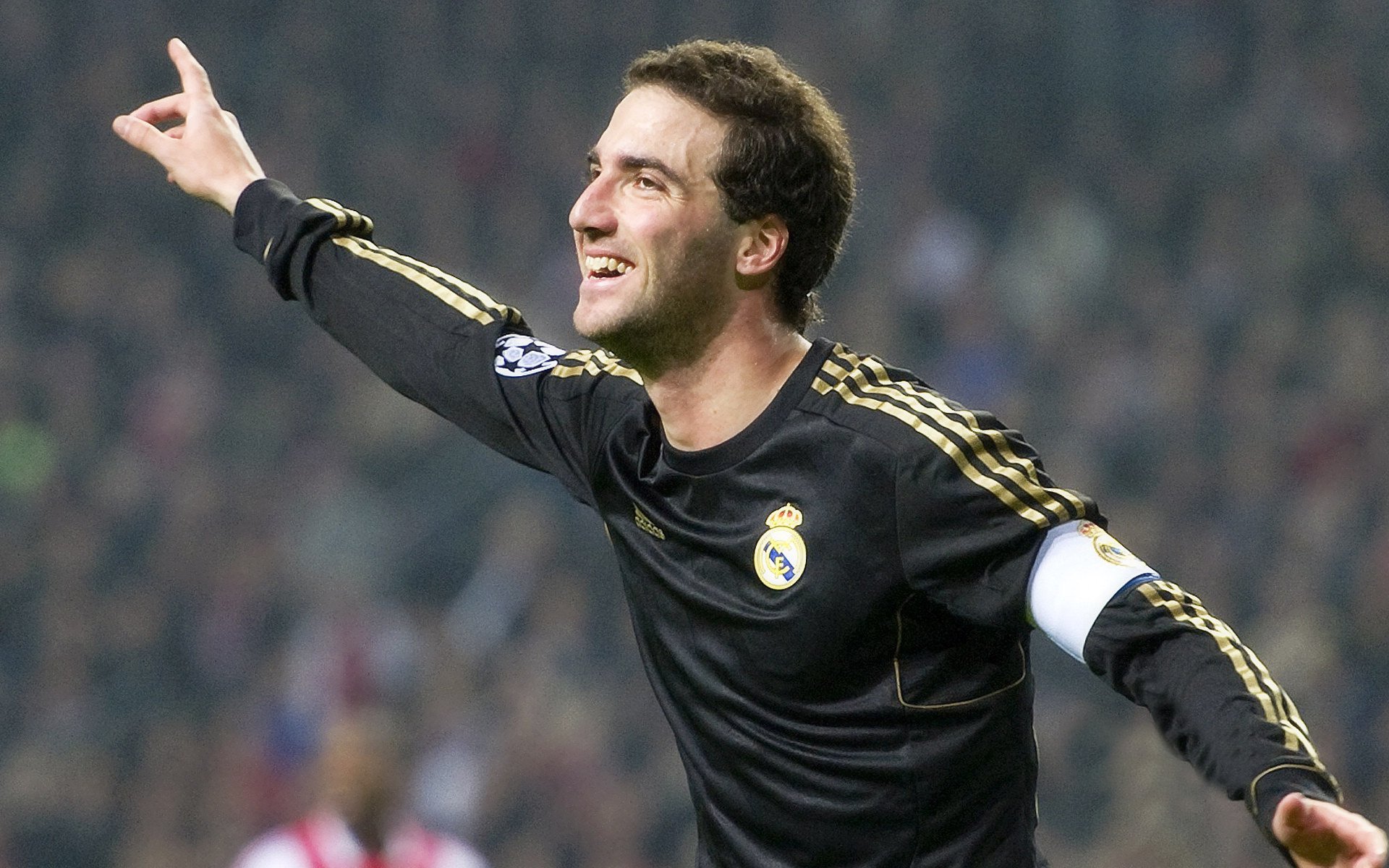 体育新闻中心主办数字体育产业前沿研讨会，我国体育产业数字化转型研究